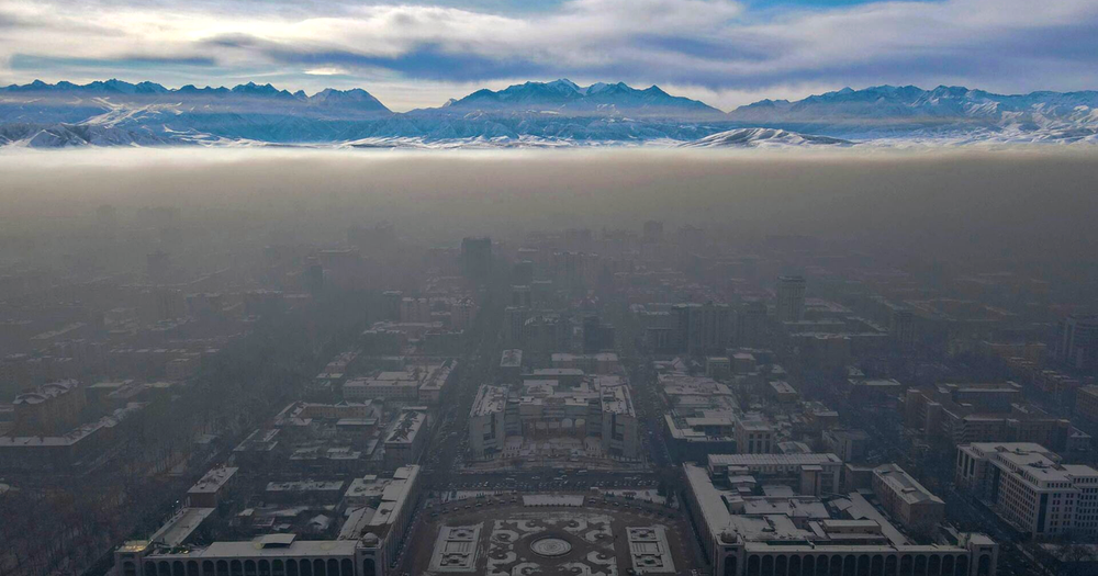 Депутат Исхак Масалиев предложил ввести режим ЧС в Бишкеке из-за смога изображение публикации