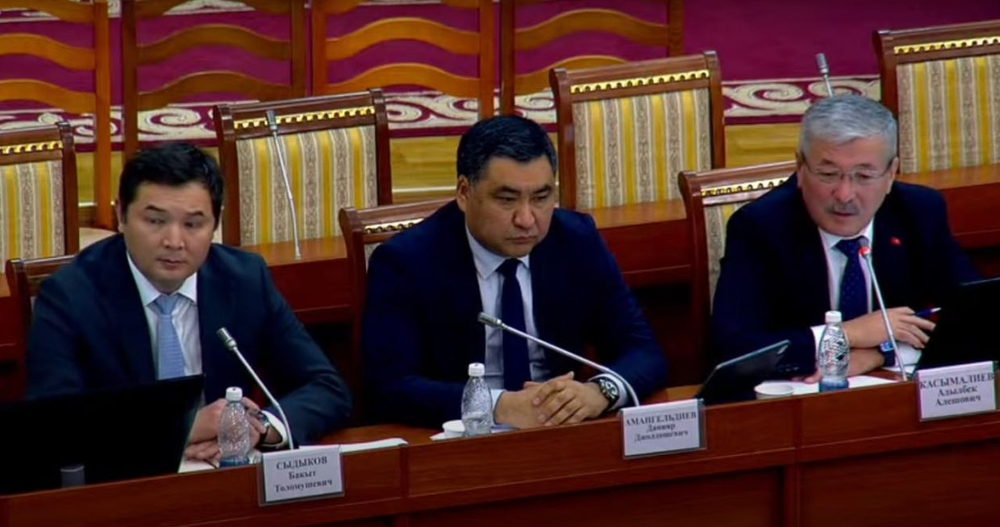 Указы президента: Касымалиев возглавил кабмин, Амангельдиев – его заместитель, Сыдыков – министр экономики изображение публикации