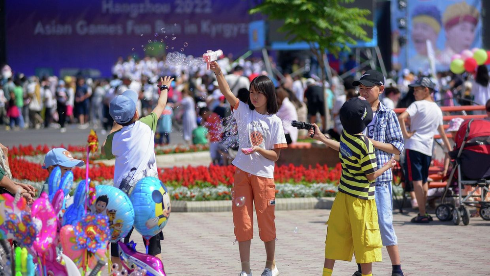 В КР будут проводить конкурс «Город, дружественный детям и молодежи» – призовой фонд составит 6 млн сомов изображение публикации