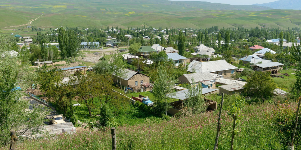 ГИК будет строить дома в селах с возможностью обмена старого жилья на новое – Жапаров изображение публикации