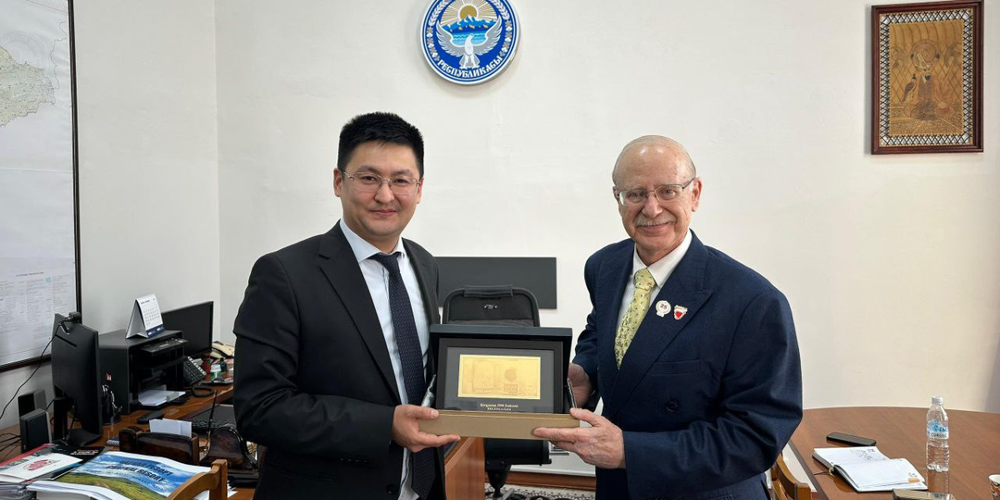 Кыргызстан и Бахрейн обсудили открытие прямого авиарейса изображение публикации