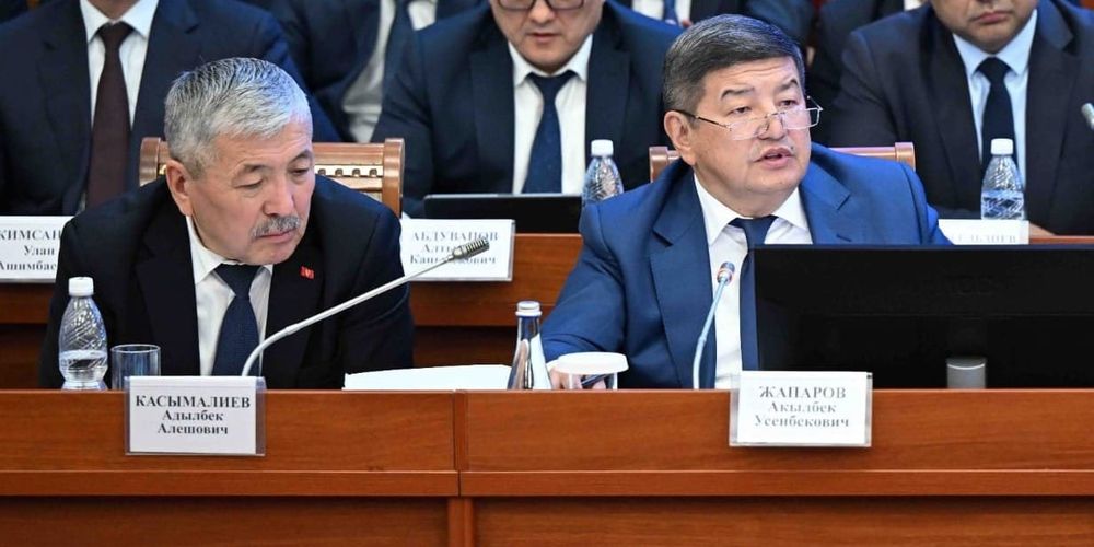 Касымалиев по примеру Жапарова представит проект Камбар-Атинской ГЭС-1 на совещаниях Всемирного банка и МВФ изображение публикации