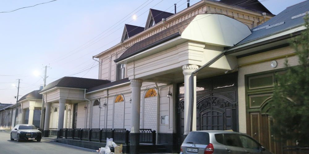 В Кызыл-Кыштаке демонтируют объекты на красной линии изображение публикации