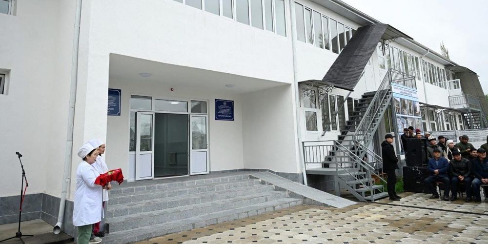 В селе Нарын открыли отделение терапии и инфекционных заболеваний за 37 млн сомов изображение публикации