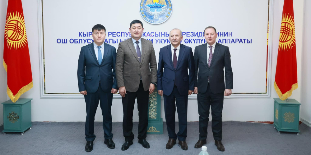 Полпред в Ошской области и посол Узбекистана обсудили создание Делового совета изображение публикации