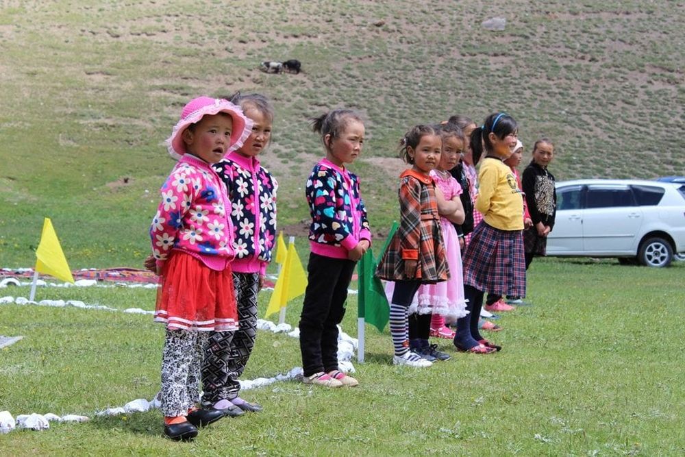 Многодетные семьи в высокогорных районах получат новое пособие с 2026 года изображение публикации