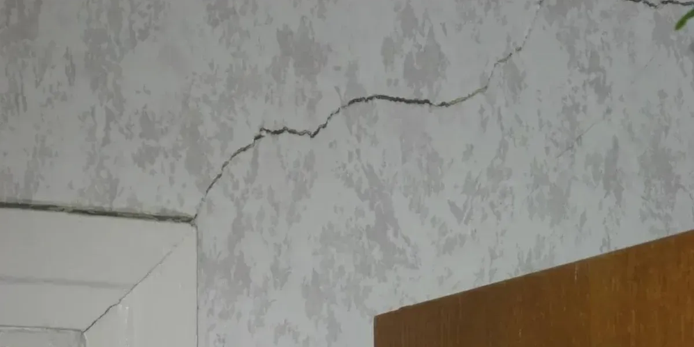 В Таласском районе 17 домов пострадали от землетрясения — МЧС продолжает проверку изображение публикации