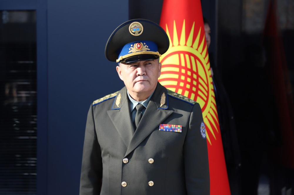 К следующей осени каждый сотрудник ГКНБ будет обеспечен жильем – Камчыбек Ташиев изображение публикации