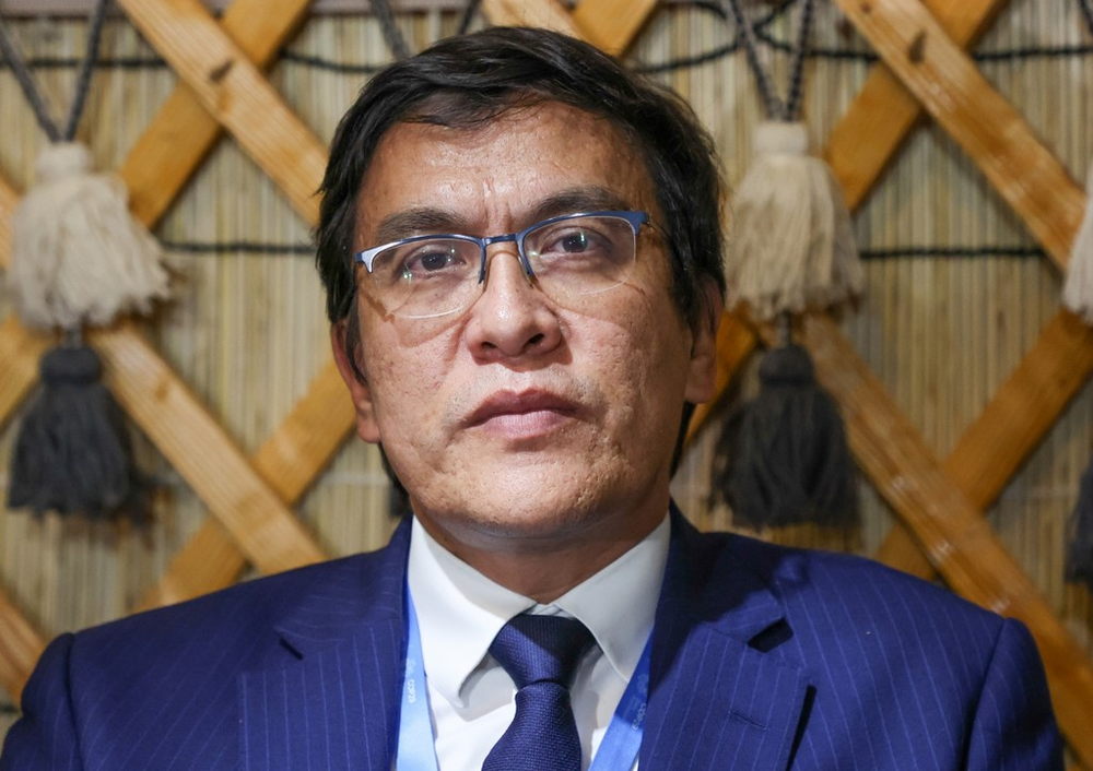 Кыргызстан продолжит экспортировать рабочую силу — Эдиль Байсалов изображение публикации