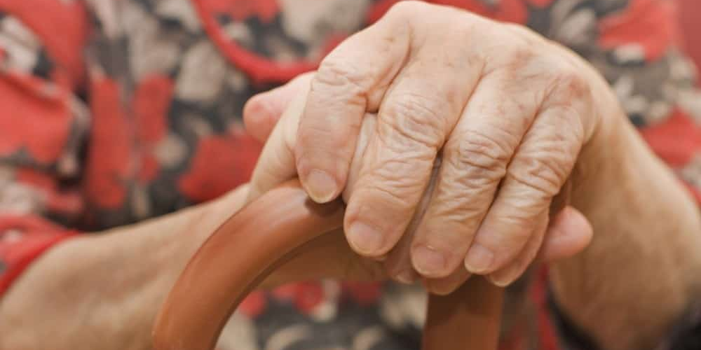 С 1 октября 2025 года в Кыргызстане повысят пенсии — подробности изображение публикации