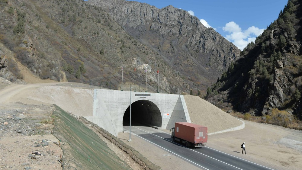 С кого не будут брать плату за проезд через тоннели на дороге Бишкек — Ош? Список изображение публикации