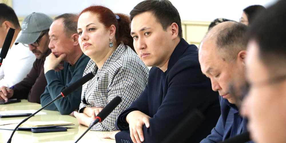 Минэконом напомнил бизнесу КР об ответственности за нарушение экспортных правил изображение публикации