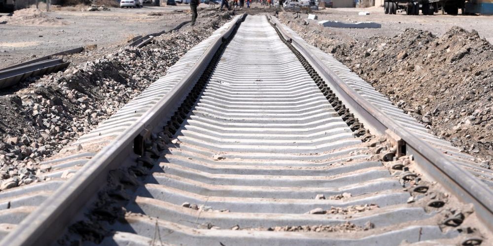 Ремонт железной дороги в Балыкчы: поезд будет прибывать прямо к берегу изображение публикации