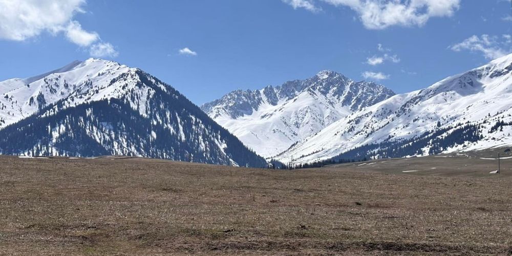 Полпред съездил в Жыргалан посмотреть на будущий горнолыжный курорт «Три вершины» изображение публикации