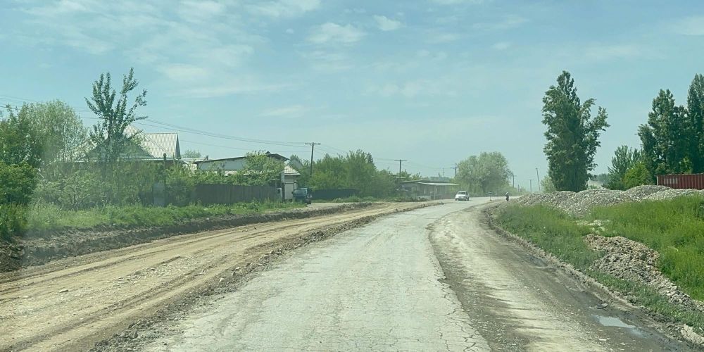Министр транспорта КР проверил строительство дороги Ош – Баткен – Раззаков изображение публикации
