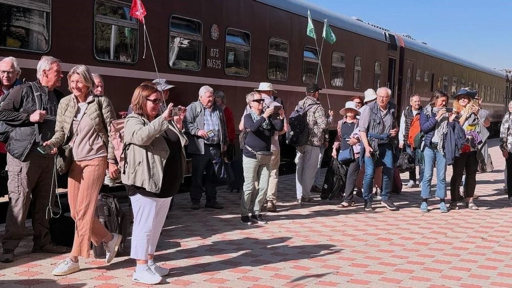 В Кыргызстан прибыл международный туристический поезд – фото изображение публикации