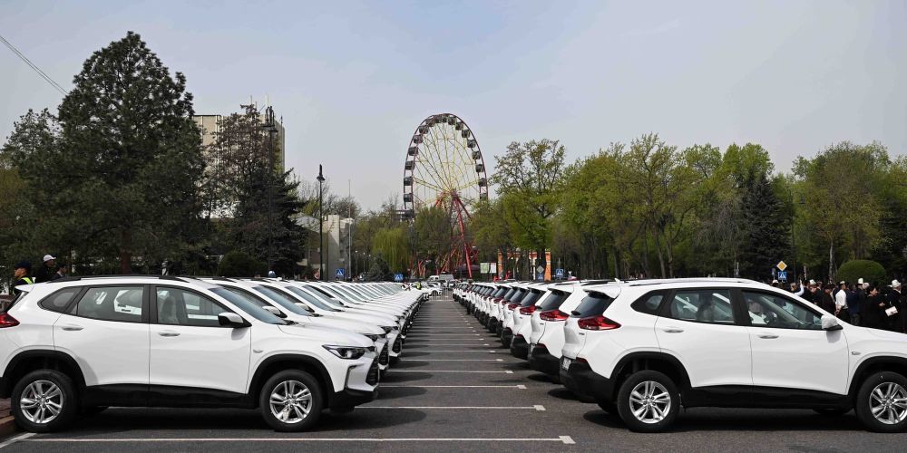 Минсоцтруда получило 77 новых автомобилей марки Chevrolet Tracker изображение публикации