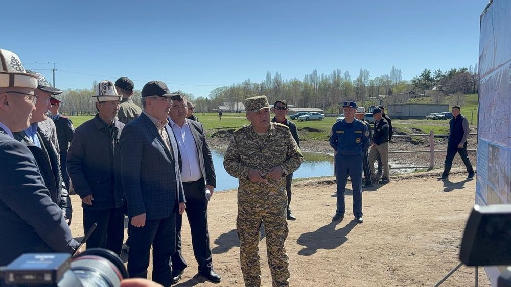 Касымалиев поручил укрепить берега реки Тюп и завершить строительство моста в селе Долон изображение публикации