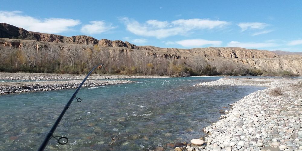 В Кыргызстане временно запретили любительскую рыбалку во время нереста изображение публикации