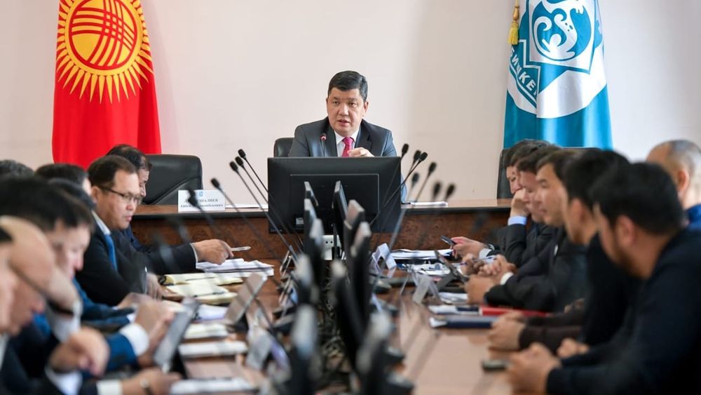 Бишкек сэкономил 415 млн сомов на ремонте дорог благодаря контролю – мэр изображение публикации