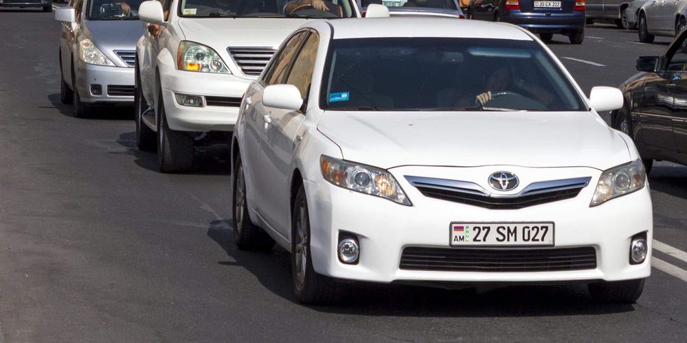 В ГАРТС разъяснили ситуацию по задержкам регистрации иностранных авто в КР изображение публикации