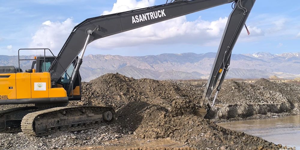 В Нарынской области укрепляют берег реки для предотвращения эрозии изображение публикации