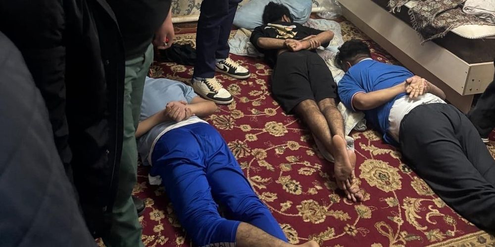 ГКНБ задержал гражданина Пакистана – он причастен к подделке свыше 100 виз для въезда в КР изображение публикации