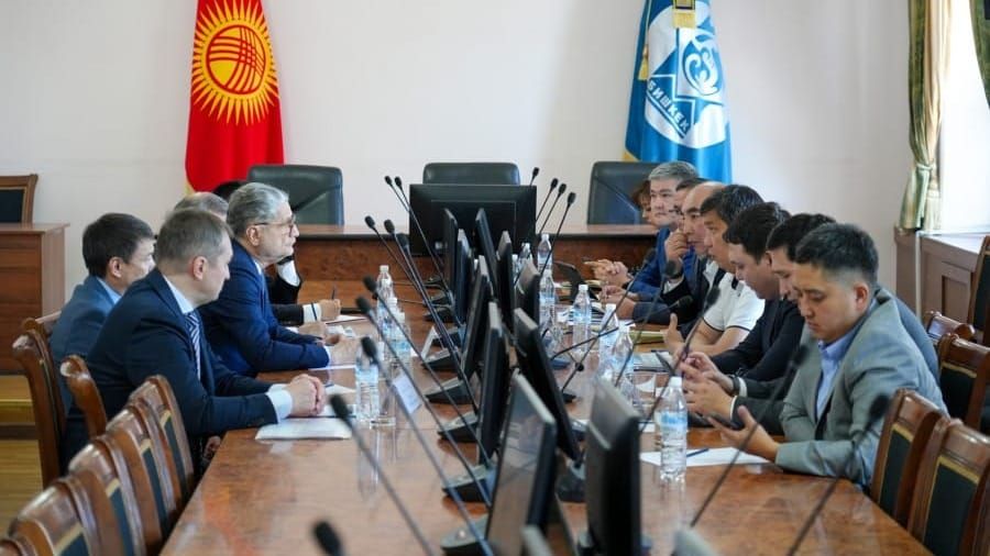 Бишкек и ЕАБР обсудили проект моделирования транспортного потока в столице изображение публикации