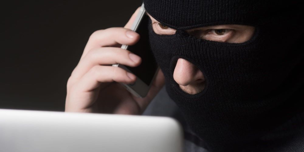 В Бишкеке задержаны пятеро по делу о телефонном мошенничестве на 5.2 млн сомов изображение публикации