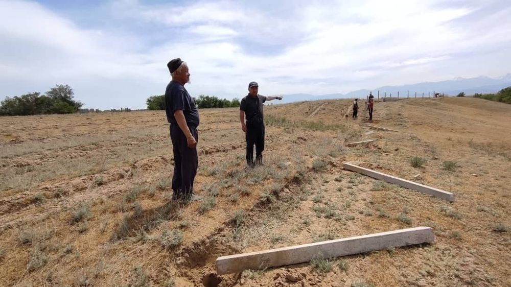 В Таласской области выявили самовольно захваченные под кладбище 2.5 га лесных земель изображение публикации