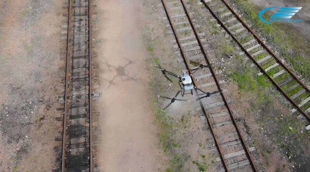 «Кыргыз темир жолу» начала использовать дроны для борьбы с сухостоем вдоль железной дороги изображение публикации