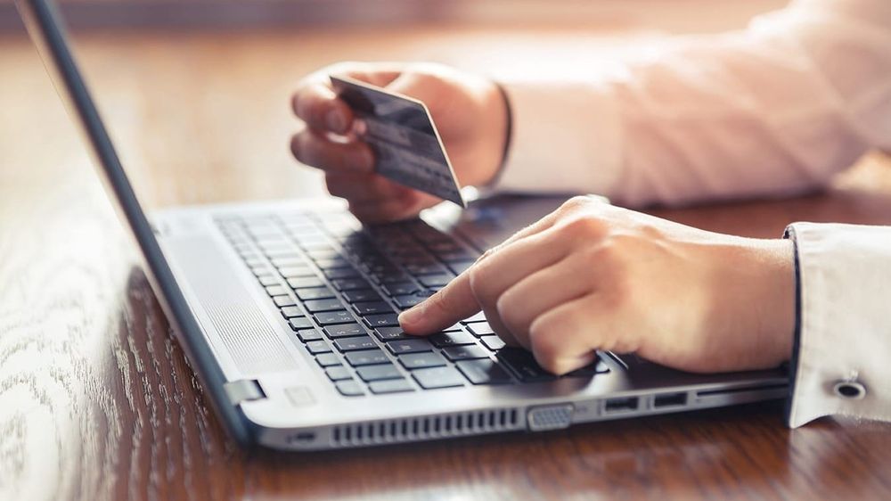 В КР внедряют Единый налоговый счет для физлиц — электронные платежи автоматизируют изображение публикации