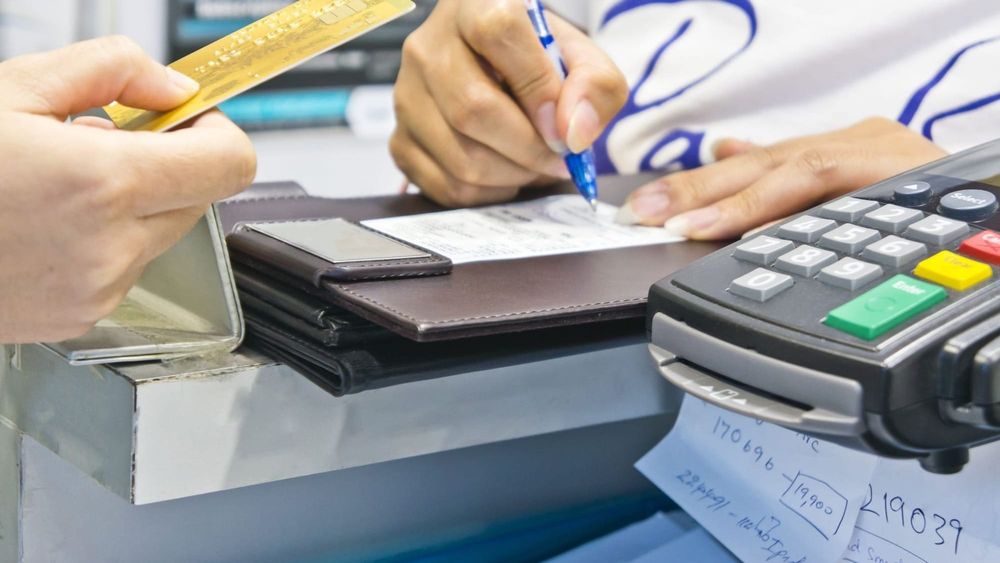 Объем безналичных платежей в КР за I квартал превысил 14.3 трлн сомов изображение публикации