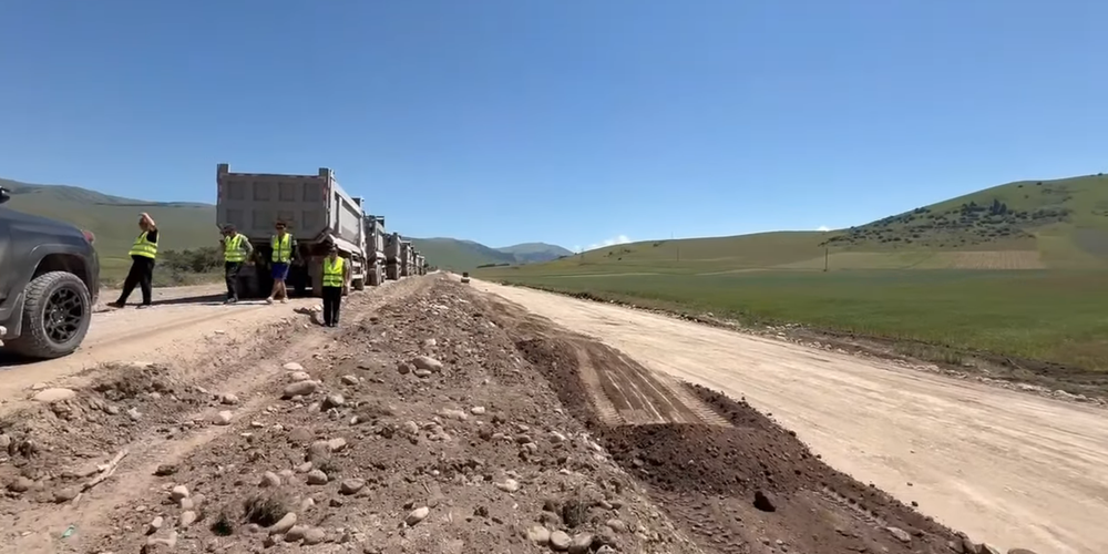 К курорту «Ала-Тоо Резорт» строят новую дорогу изображение публикации