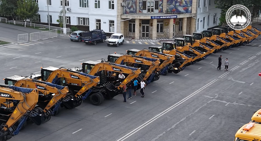 На 500 млн сомов для Оша закупили 120 единиц коммунальной техники изображение публикации