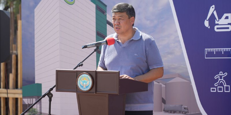 Бакыт Торобаев: Кыргызстану необходимо выйти на 200 тысяч тонн продпшеницы в год изображение публикации