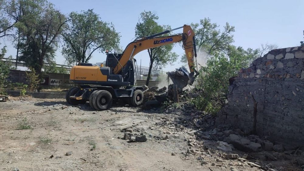 В Бишкеке завершили очистку левого берега Ала-Арчи: снесли десятки построек изображение публикации