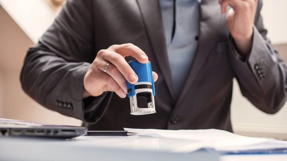 Госфиннадзор зарегистрировал выпуск акций ЗАО «Мурас Банк» и выдал ряд новых лицензий изображение публикации