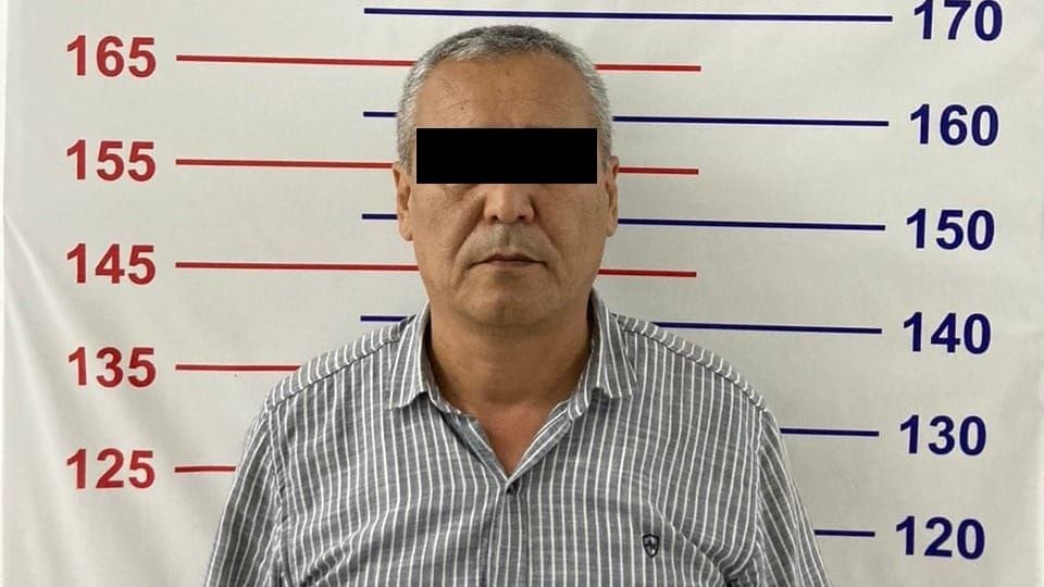 ГКНБ задержал санитарного врача ЦГСЭН Бишкека по подозрению в вымогательстве взяток изображение публикации