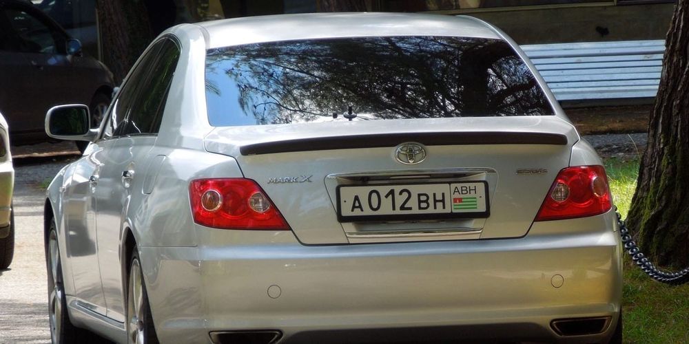 Владельцам авто с иностранными номерами нужно пройти легализацию в КР до 1 октября изображение публикации