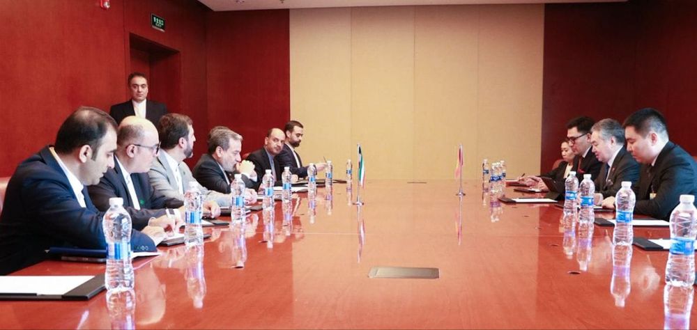 Кыргызстан обсудил с Ираном  развитие торговли и сотрудничества в рамках ШОС изображение публикации