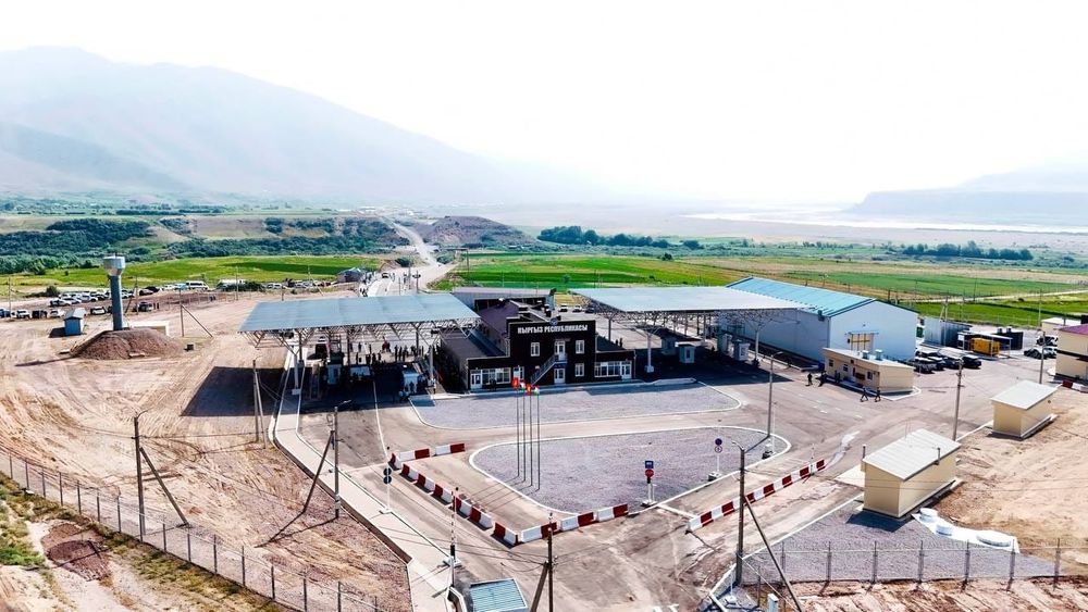 На границе Кыргызстана и Таджикистана возобновили работу КПП Тоджварон – Карамык изображение публикации