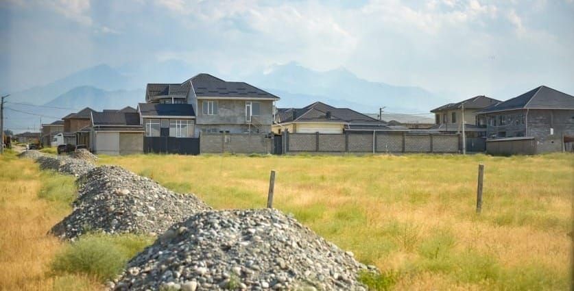 Мэрия Бишкека продолжает земельную амнистию — одобрено свыше 21 тысячи заявок изображение публикации