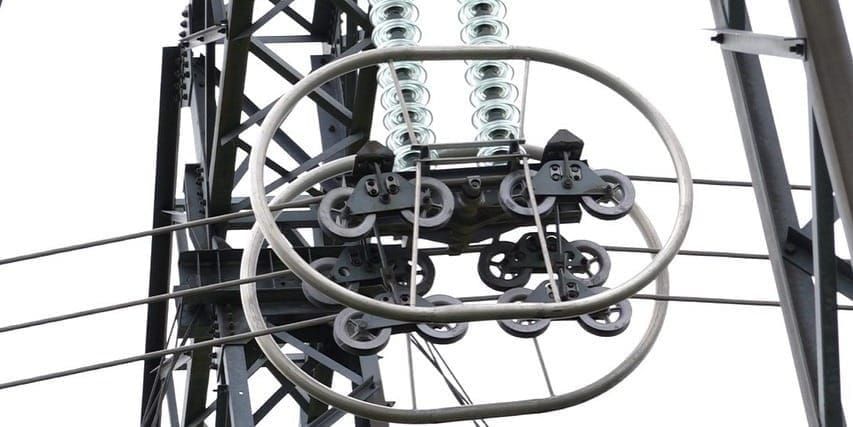 В Джалал-Абадской области в 2025 году заменят 13.6 тысячи изоляторов на ЛЭП изображение публикации