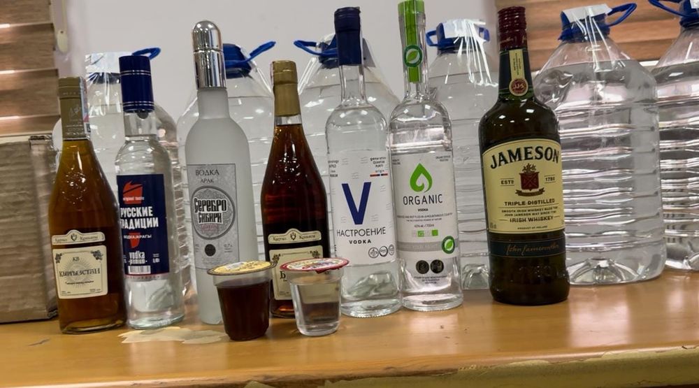 Налоговая служба выявила подпольное производство алкоголя в селе Маловодном изображение публикации