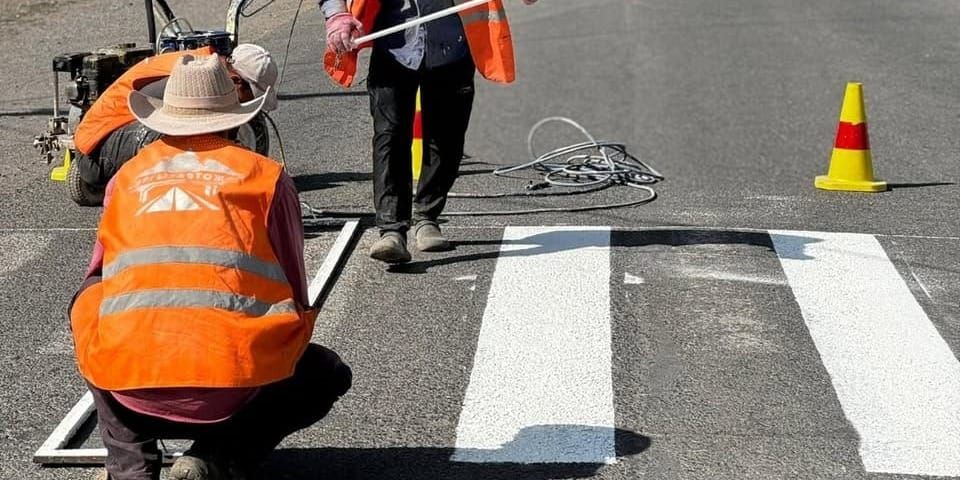 В Кыргызстане заработал завод по производству термопласта для дорожной разметки изображение публикации