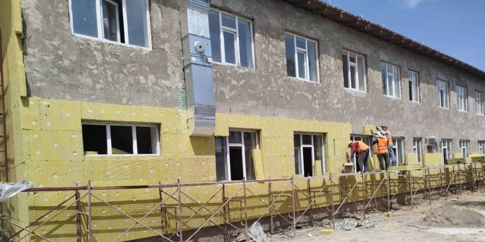 В Нарыне строят дополнительный корпус школы имени В. Чкалова изображение публикации