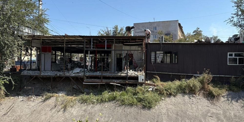 В Бишкеке демонтируют павильоны вдоль реки Аламедин изображение публикации