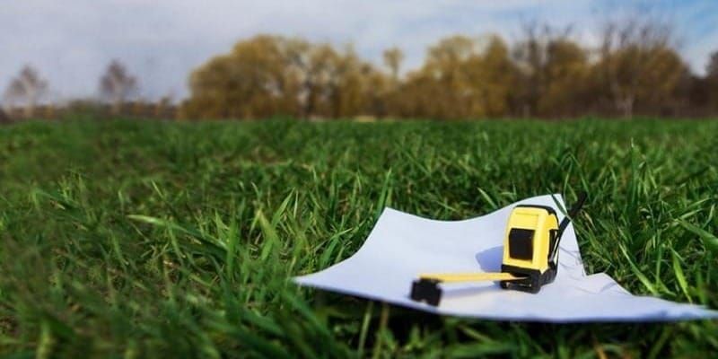 Чиновники «Кадастра» незаконно оформили землю завода «Красный строитель» в Бишкеке изображение публикации