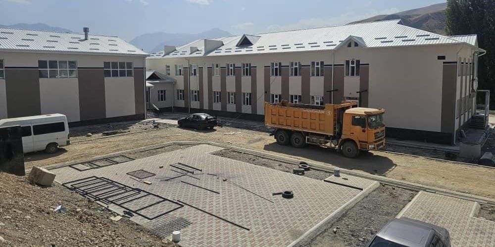 В Кара-Суйском районе завершается строительство школы на 150 мест – фото изображение публикации